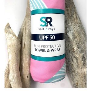 SALT N RAYS, UPF 50 TOWEL/WRAP - WHALES TAIL